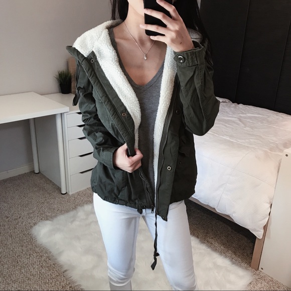 Army Green Sherpa Lined Utility Jacket - Picture 4 of 8